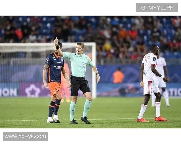 德甲激战巴黎圣日耳曼轻取里昂红牌事件引发全场热议