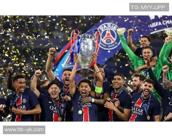 西甲赛场惊现历史冷门巴黎圣日耳曼狂胜尤文图斯5-0引发全场沸腾