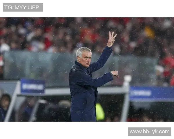 世界杯精彩对决里昂绝杀波尔图全场沸腾战术解析与精彩瞬间回顾 世界杯精彩对决里昂绝杀波尔图全场沸腾战术解析与精彩瞬间回顾