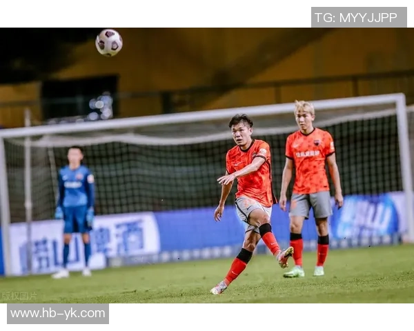 中超焦点战拜仁与巴萨握手言和神扑瞬间点燃全场激情 中超焦点战拜仁与巴萨握手言和神扑瞬间点燃全场激情